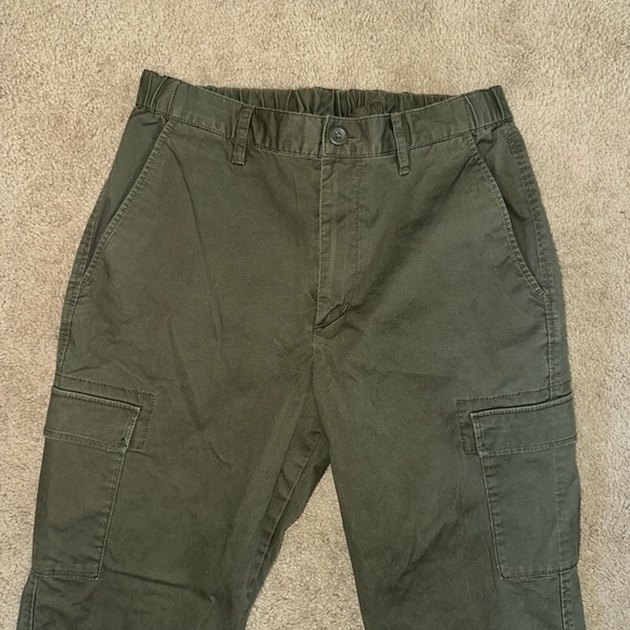 Uniqlo cargo - Picture 2 of 7
